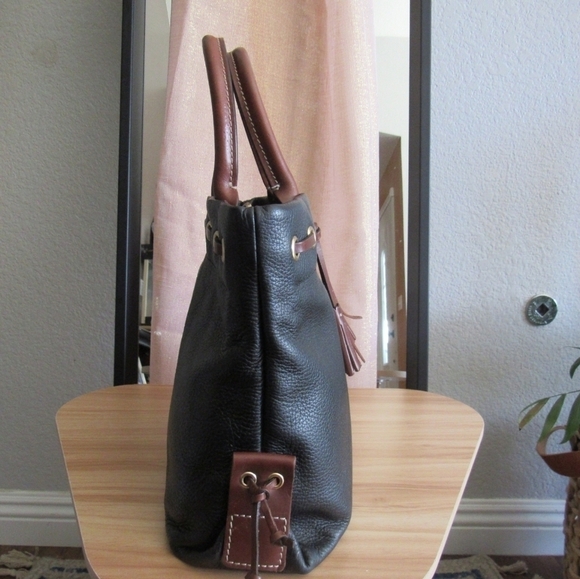 Dooney & Bourke Bag - Picture 5 of 13